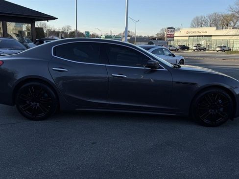 Used 2022 Maserati Ghibli Modena image 17