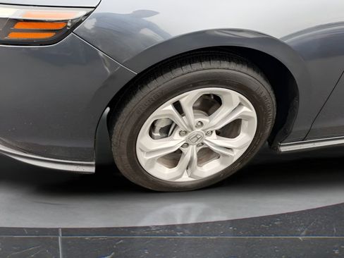 Used 2025 Honda Accord LX image 11