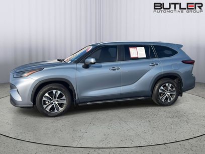Certified 2024 Toyota Highlander XLE