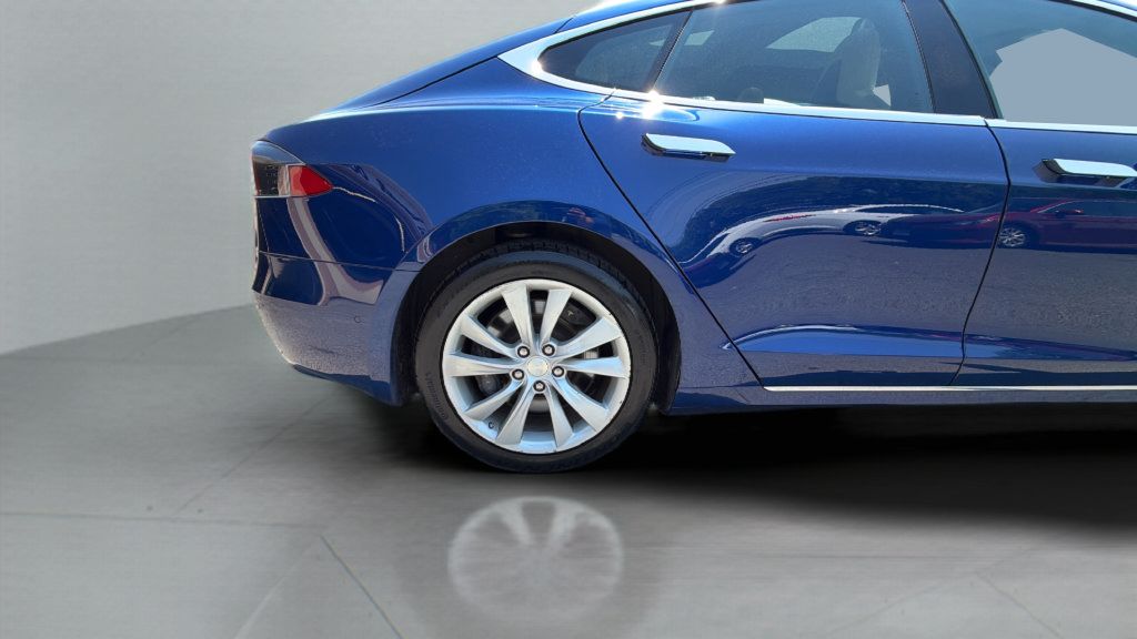 Used 2016 Tesla Model S 90D AWD/4WD image 30