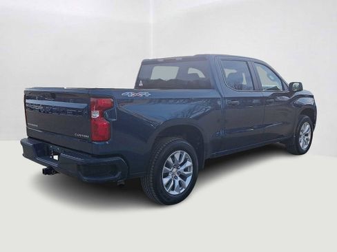 Used 2022 Chevrolet Silverado 1500 Custom image 5