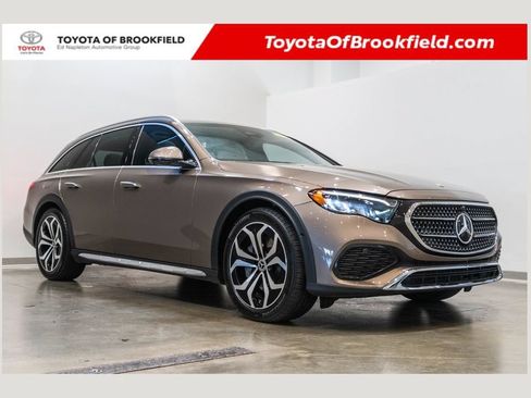 Used 2025 Mercedes-Benz E 450 4MATIC All-Terrain Wagon image 1