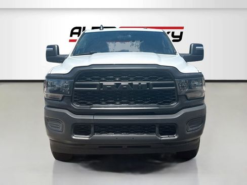 Used 2024 RAM 2500 Tradesman AWD/4WD image 2