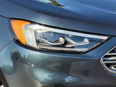 Used 2024 Ford Edge Titanium w/ Equipment Group 301A image 13
