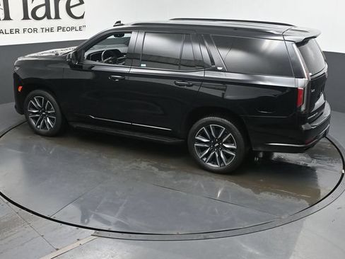 Used 2024 Cadillac Escalade Sport AWD/4WD image 43