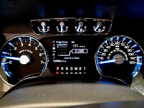 Used 2014 Ford F150 Lariat w/ Equipment Group 502A Luxury AWD/4WD image 23