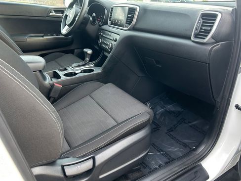 Used 2022 Kia Sportage LX w/ LX AWD Value Edition Package image 26