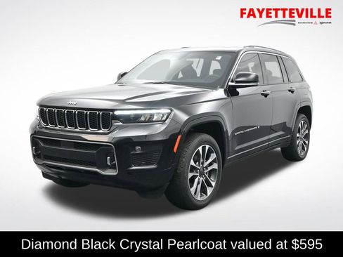 Used 2023 Jeep Grand Cherokee Overland image 1