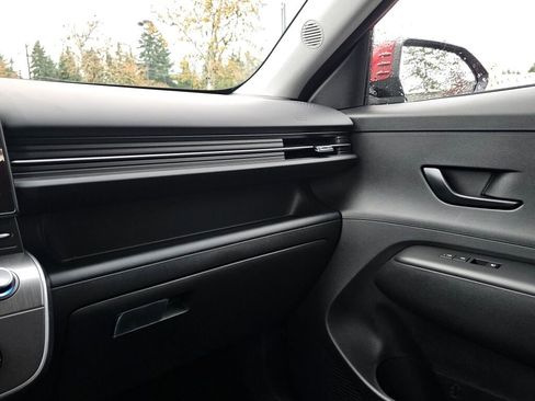 New 2026 Hyundai Kona SE image 21