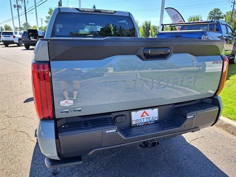 Used 2026 Toyota Tundra SR5 w/ SR5 Convenience Package AWD/4WD image 10