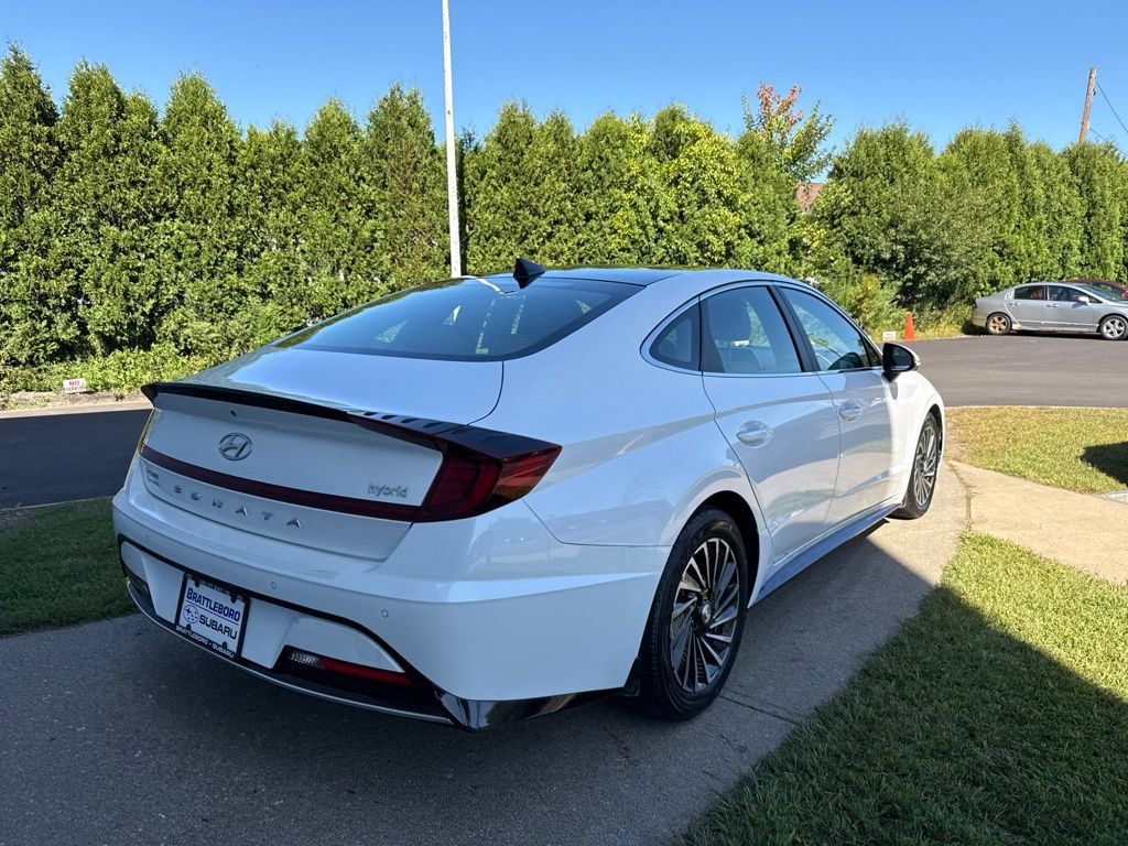 Used 2021 Hyundai Sonata Limited FWD image 4