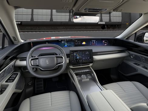 New 2026 Lincoln Nautilus Reserve AWD/4WD image 9