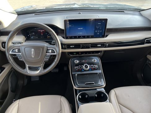 Used 2022 Lincoln Nautilus Reserve w/ Equipment Group 201A FWD image 5
