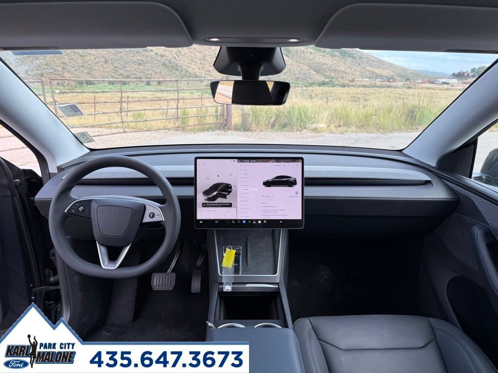 Used 2026 Tesla Model Y AWD image 30