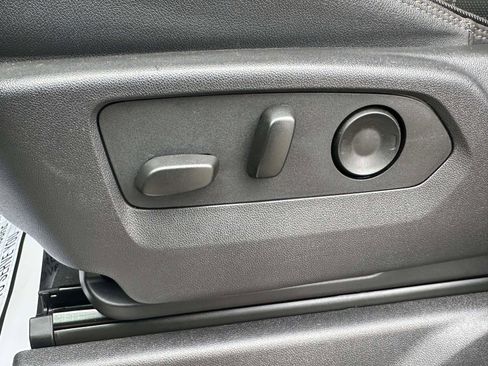 Used 2024 Chevrolet Silverado 3500 High Country w/ High Country Premium Package image 22