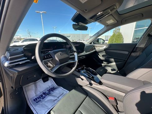 Used 2025 Audi A5 2.0T Prestige image 10