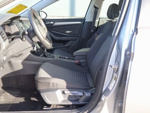 Used 2024 Volkswagen Jetta S image 7