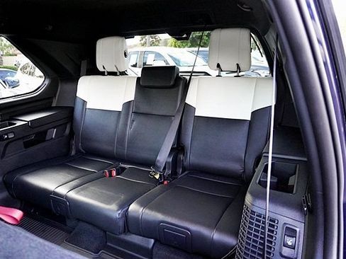 Used 2024 Toyota Sequoia Capstone AWD/4WD image 30