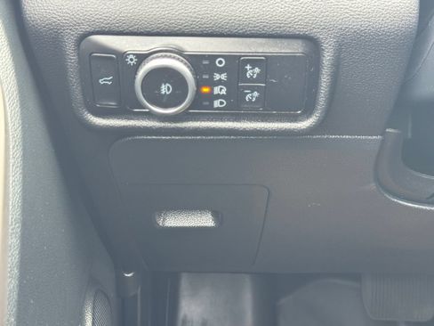 Certified 2023 Ford Explorer XLT w/ Equipment Group 202A RWD image 23