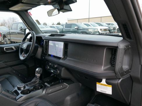 New 2025 Ford Bronco Big Bend image 9