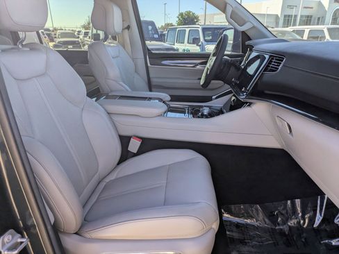 Used 2022 Jeep Wagoneer Series I w/ Convenience Group I image 28