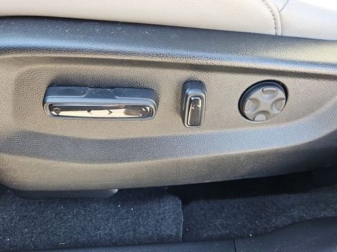 Used 2022 Honda CR-V Touring image 20