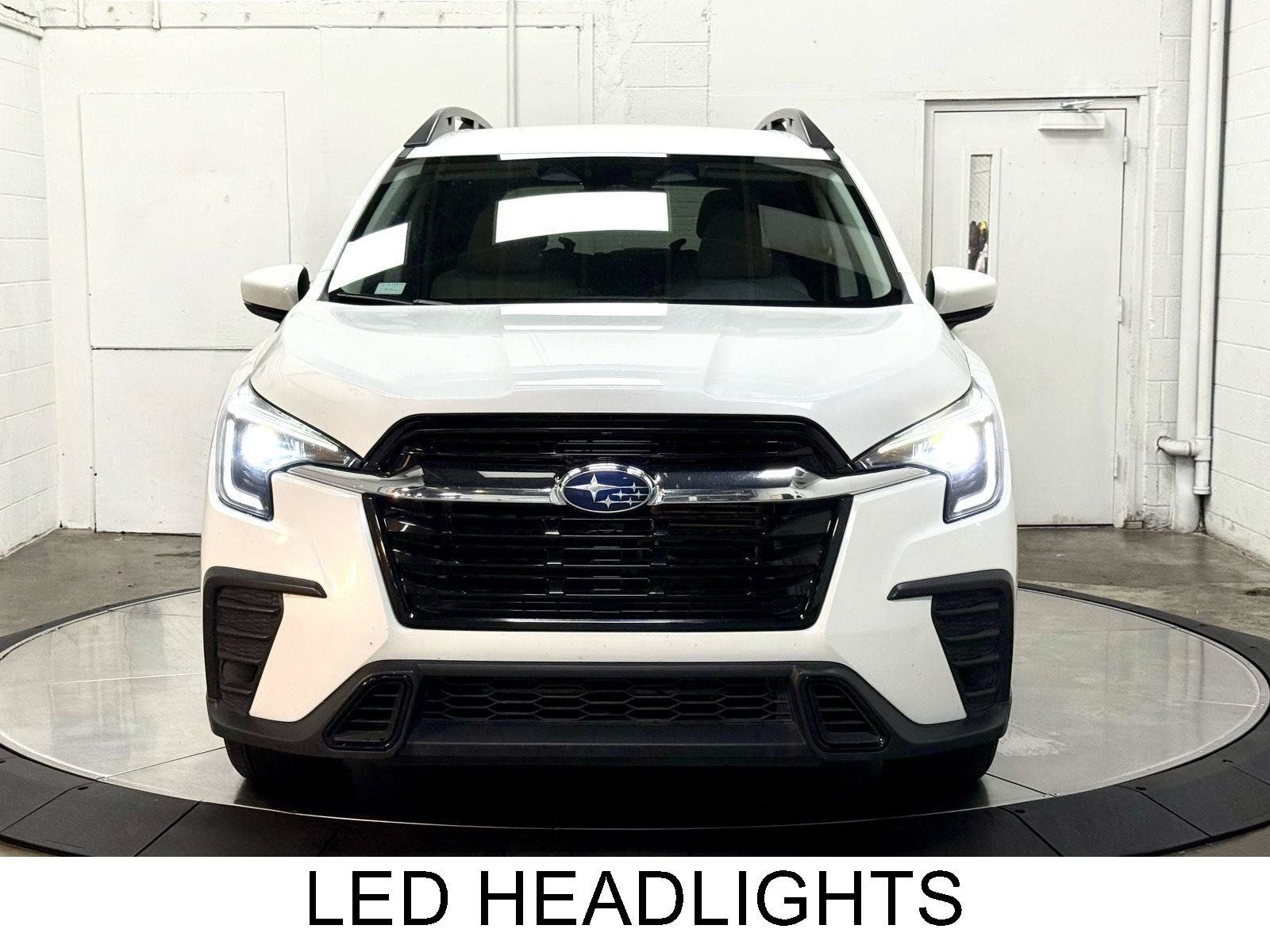 Used 2025 Subaru Ascent Premium AWD/4WD image 3