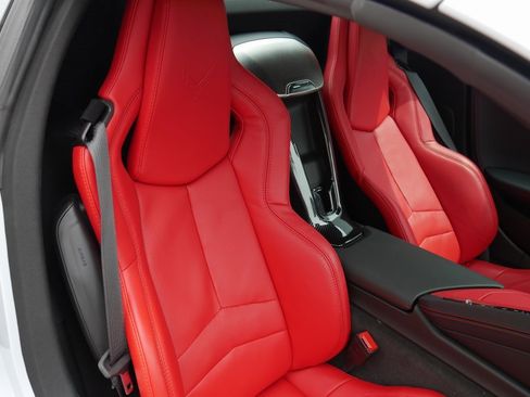 Used 2024 Chevrolet Corvette Stingray Preferred Conv w/ Z51 Performance Package image 22