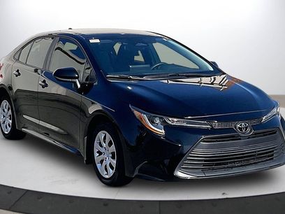 Used 2025 Toyota Corolla LE