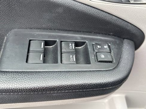 Used 2022 Honda Pilot Special Edition image 8