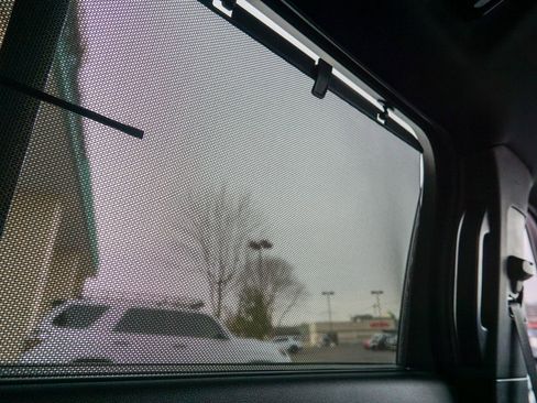 Used 2020 Ford Explorer ST image 19