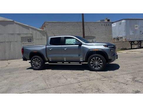 New 2026 GMC Canyon Denali AWD/4WD image 4
