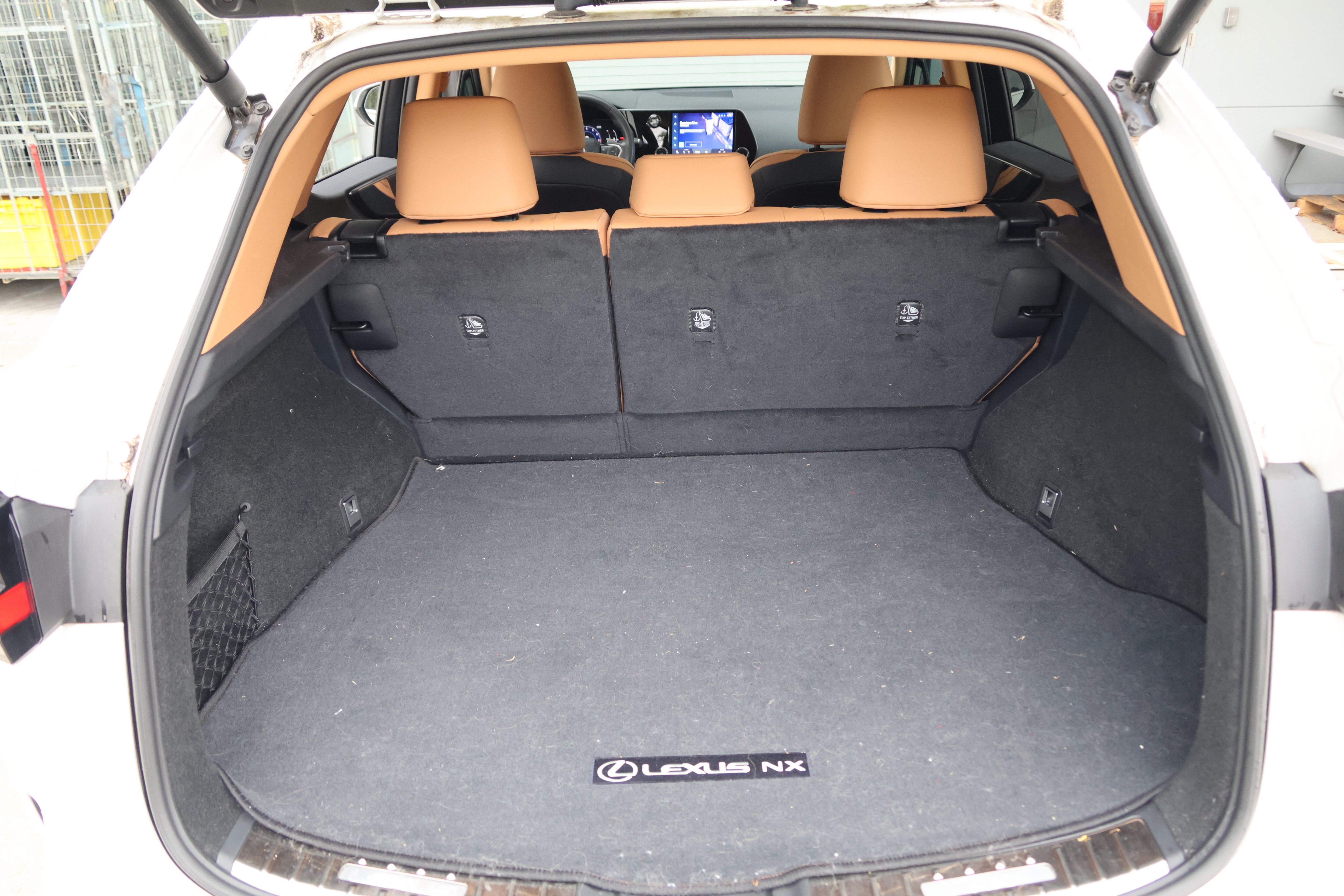 Used 2024 Lexus NX 250 FWD image 39