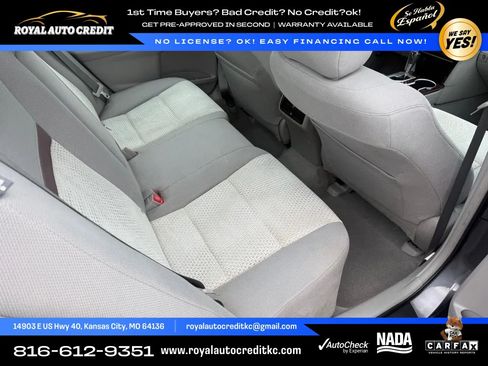 Used 2012 Toyota Camry XLE FWD image 7
