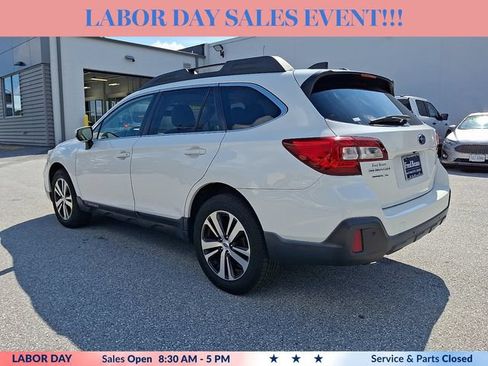 Used 2018 Subaru Outback 2.5i Limited AWD/4WD image 7