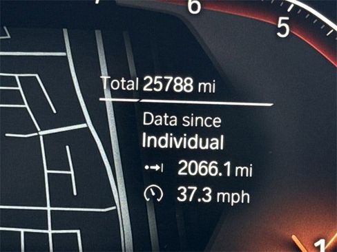 Used 2024 BMW X4 xDrive30i w/ Premium Package image 17