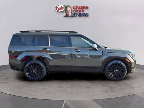 Certified 2025 Hyundai Santa Fe Calligraphy image 6