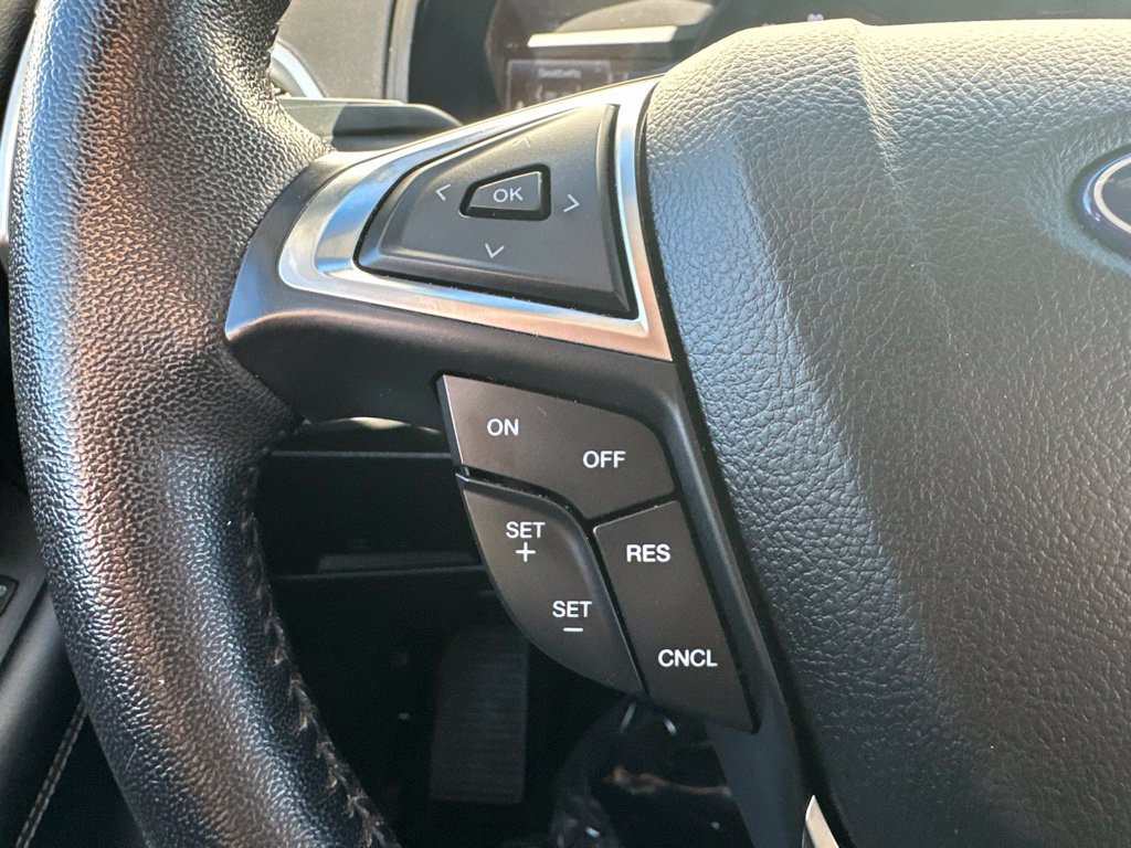 Certified 2023 Ford Edge Titanium AWD/4WD image 40