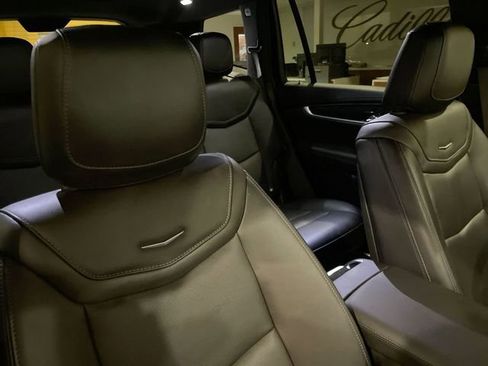 Certified 2024 Cadillac XT6 Premium Luxury image 21