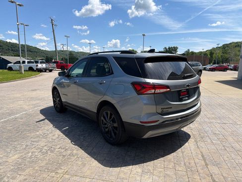 Used 2023 Chevrolet Equinox RS w/ RS Leather Package AWD/4WD image 6