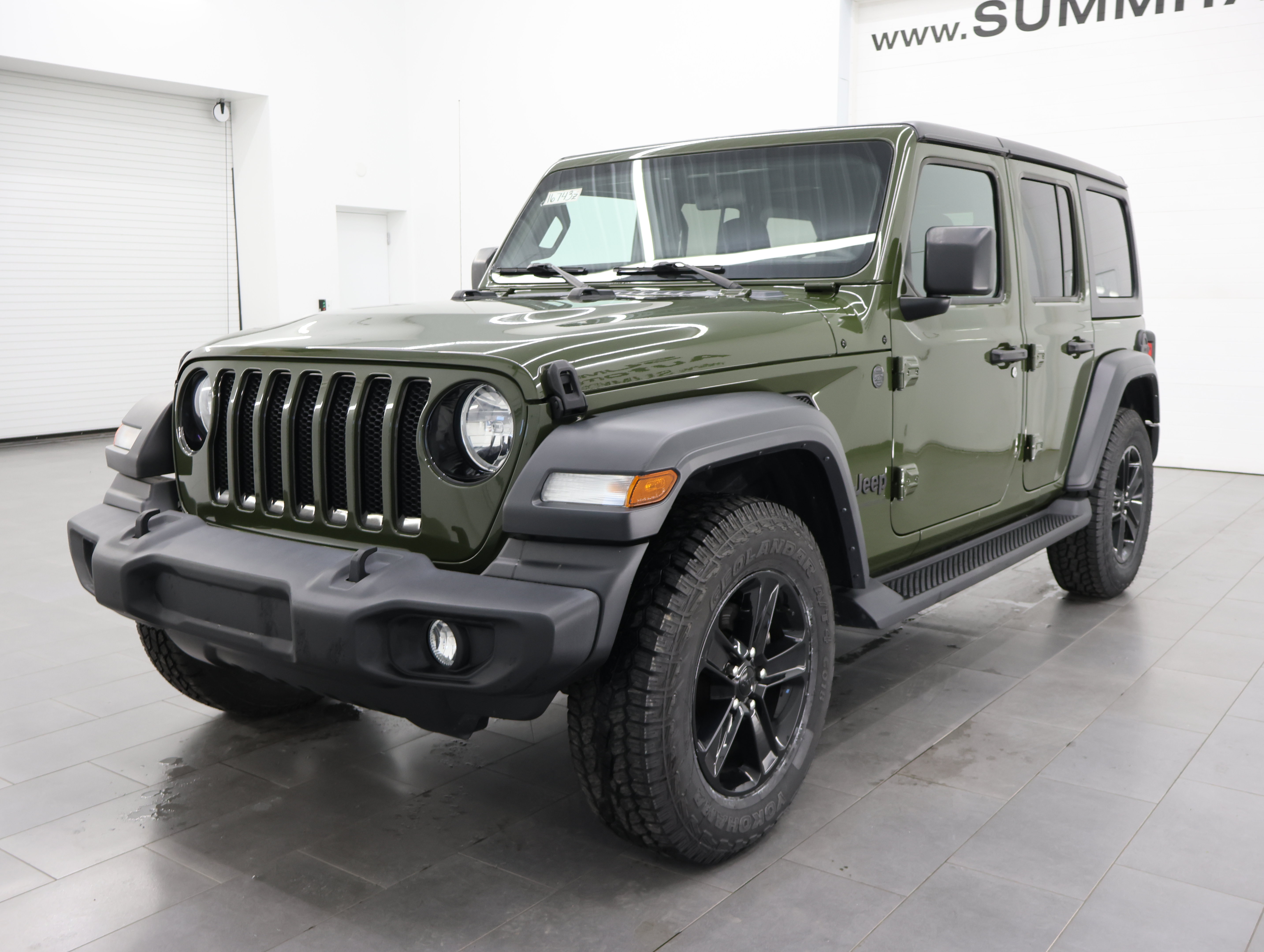 Used 2023 Jeep Wrangler Unlimited Sport AWD/4WD image 6
