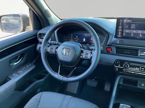 New 2026 Honda Pilot Sport image 15