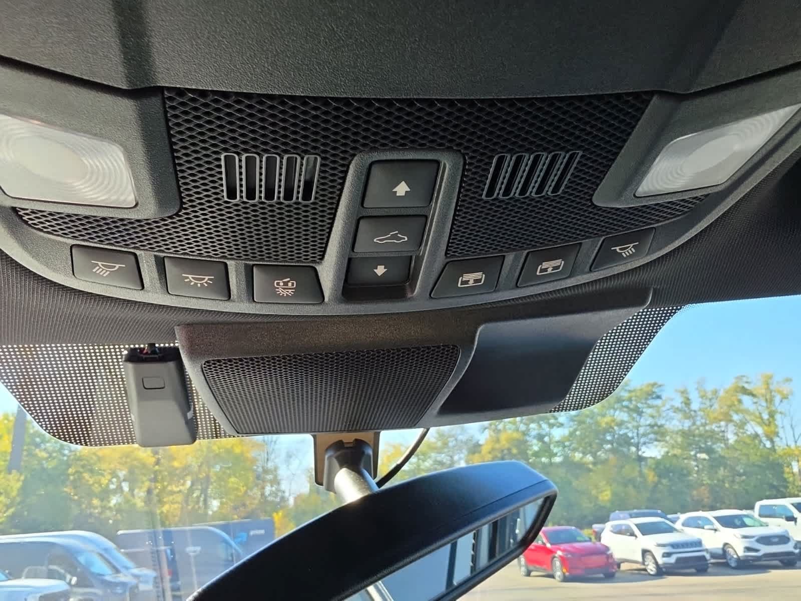 Used 2022 Ford F250 Lariat w/ Black Appearance Package AWD/4WD image 26
