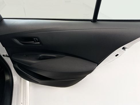 Used 2024 Toyota Corolla LE image 31