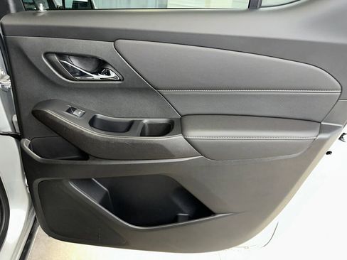 Certified 2022 Chevrolet Traverse Premier w/ LPO, Floor Liner Package image 31
