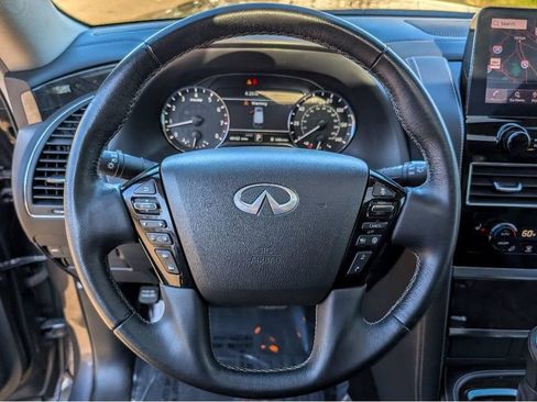 Used 2024 INFINITI QX80 Luxe AWD/4WD image 19