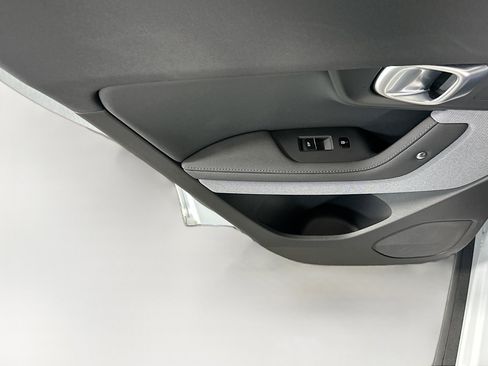 Used 2022 Polestar Polestar 2 image 24