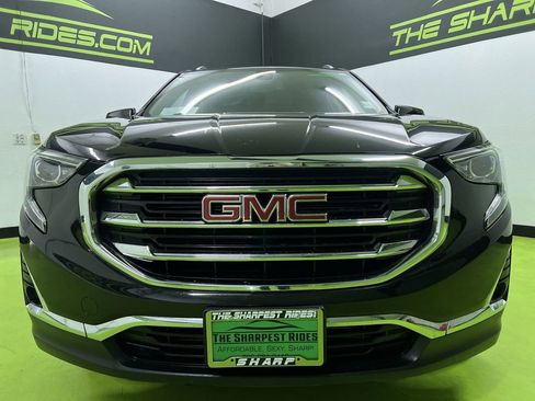 Used 2021 GMC Terrain SLT FWD image 3