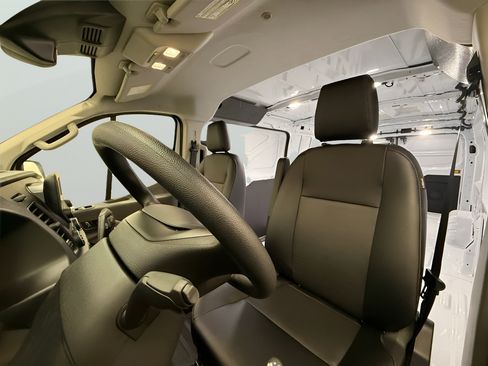 Used 2024 Ford Transit 250 Low Roof RWD image 13