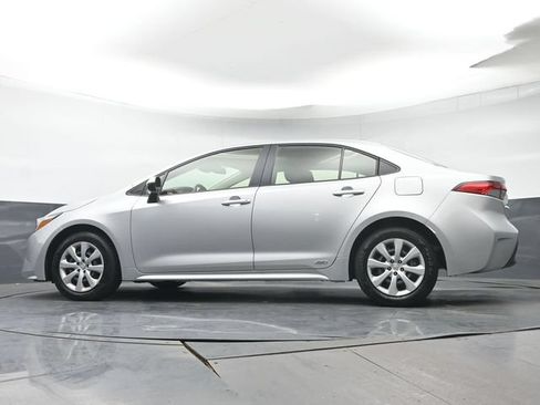 Used 2026 Toyota Corolla LE AWD/4WD image 28